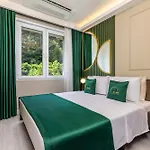 Sistina Old 4*