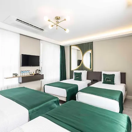 Otel Sistina Old 4*