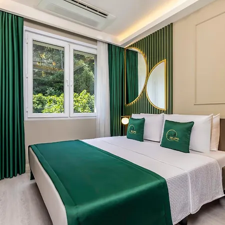 Sistina Old 4*
